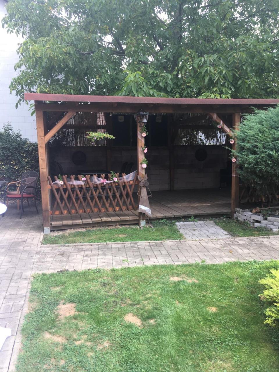 Kněževes 皮洛塔餐馆及旅馆酒店 外观 照片